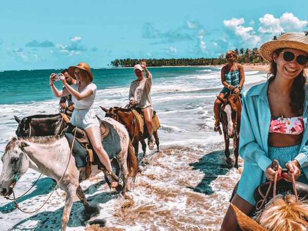 Half Day Horseback Riding in Playa El Limon